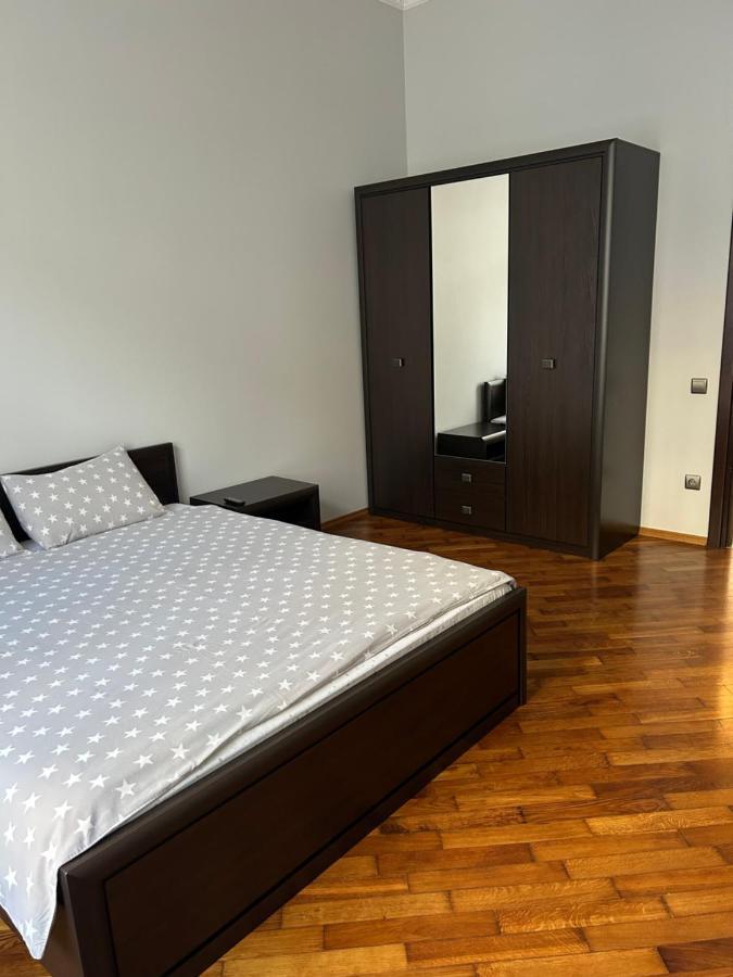 Apartment On Centre Lwów Zewnętrze zdjęcie
